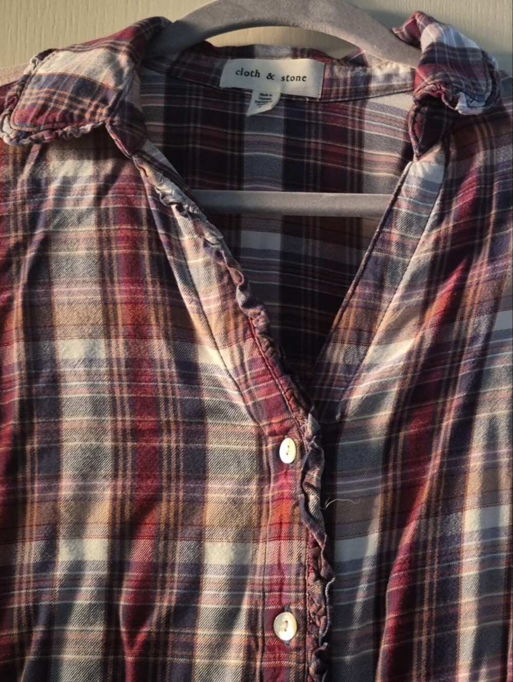 cloth & stone Women's Burgundy and Blue Plaid Button Front Blouse